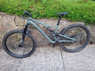 Used Specialized Stumpjumper Comp Alloy 2021 2021 Mountainbike, Green, 29 — image 3 of 3