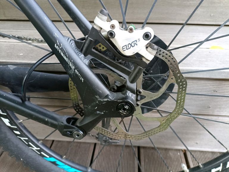 Tweedehands Canyon Nerve AL+ 2014 Mountainbike — afbeelding 8 van 13