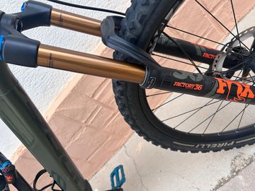 Używany Orbea RALLON M LTD 2020 2020 Mountainbike — zdjęcie 5 z 7