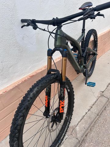Używany Orbea RALLON M LTD 2020 2020 Mountainbike — zdjęcie 1 z 7