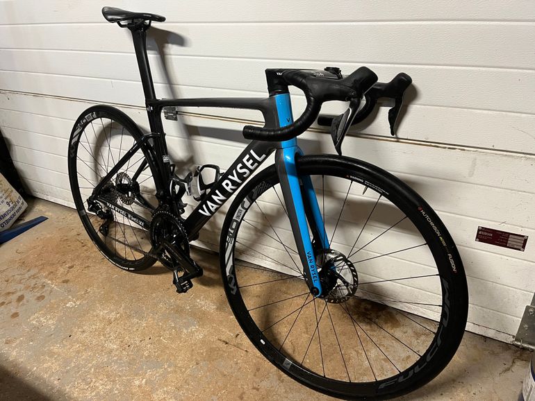 Used Van rysel RCR Pro Replica Dura Ace Di2 Decathlon AG2R Team 2024 Frameset 2024 Road & Gravel — image 1 of 5