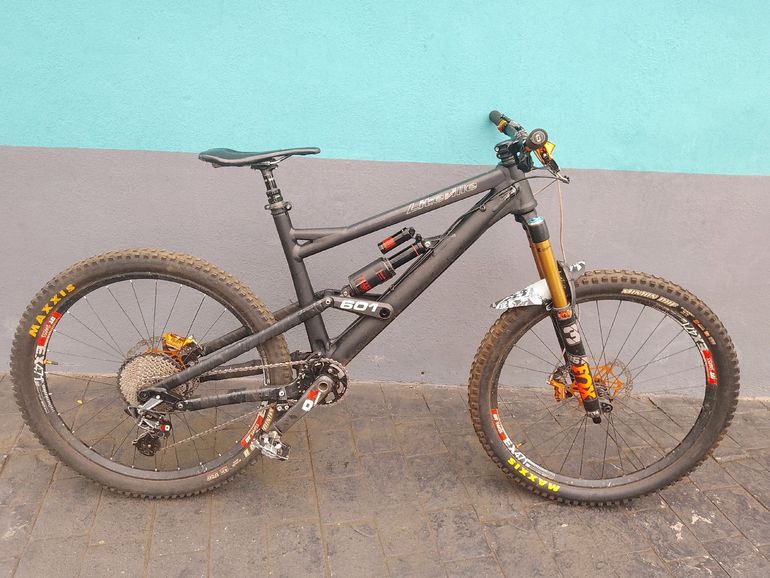 Gebrauchtes Liteville 601 Mk4 Enduro Factory Machine 2018 2018 Mountainbike, Schwarz, 27.5 — Bild 1 von 6
