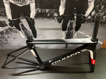 Used Colnago V4RS 2025 Road & Gravel, Black — image 3 of 3