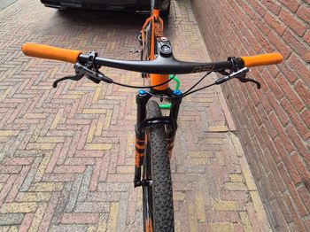 Used American Eagle 2022 Mountainbike, Orange — image 4 of 13