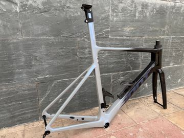 Used Giant Propel Advanced SL 0 2024 Frameset 2024 Road & Gravel, Black — image 3 of 10