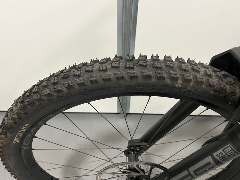Used Specialized Enduro Expert 2023 2023 Mountainbike, Black, 29 — image 16 of 26