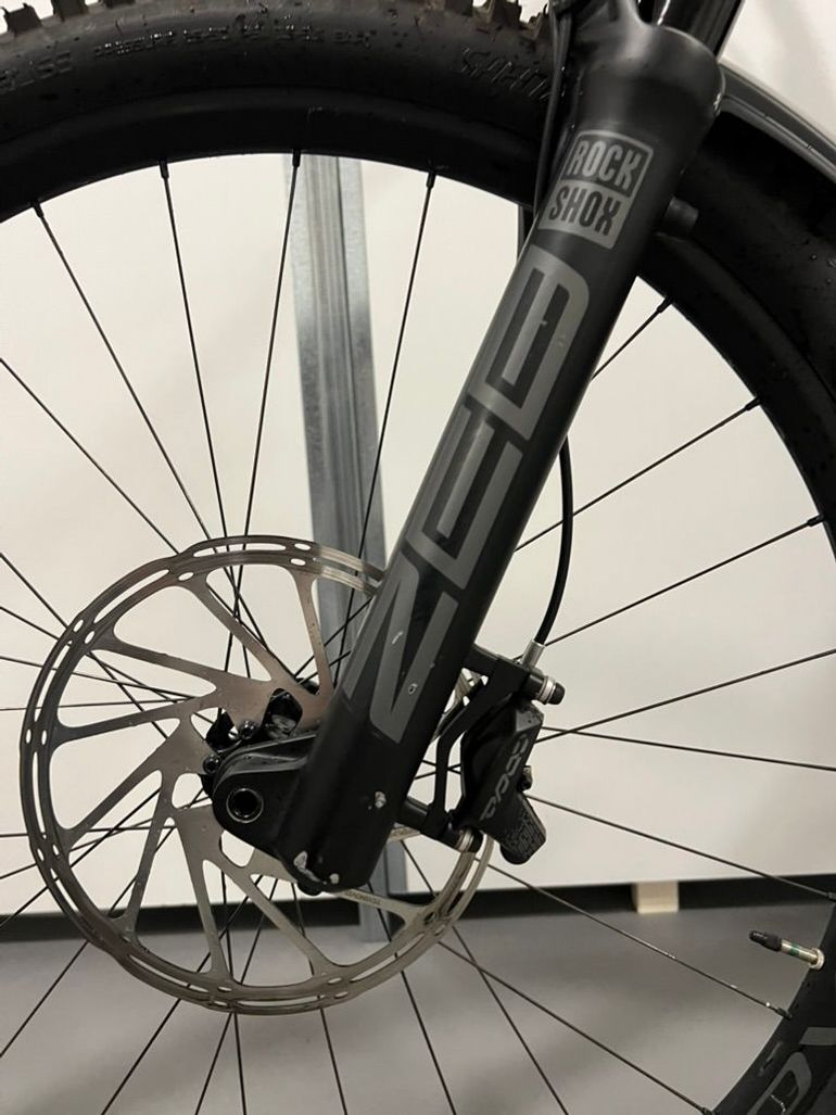 Used Specialized Enduro Expert 2023 2023 Mountainbike, Black, 29 — image 10 of 26