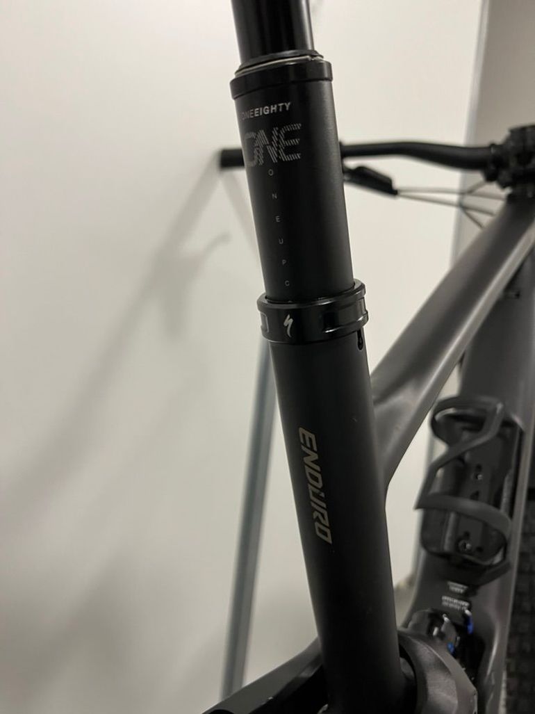 Used Specialized Enduro Expert 2023 2023 Mountainbike, Black, 29 — image 25 of 26