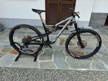 Used Rocky Mountain Instinct C70 2021 Mountainbike, Light Gray, 29 — image 1 of 3