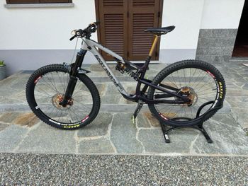 Used Rocky Mountain Instinct C70 2021 Mountainbike, Light Gray, 29 — image 2 of 3