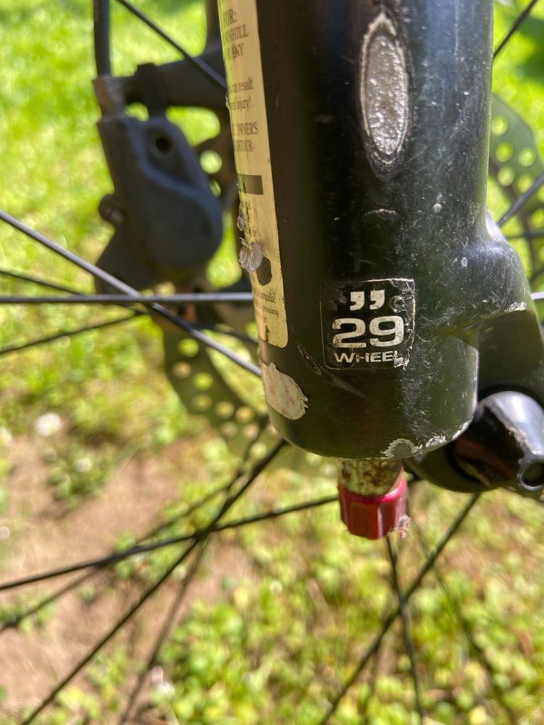Used Specialized Jett Comp 29 2017 2017 Mountainbike, Purple, 29 — image 12 of 23