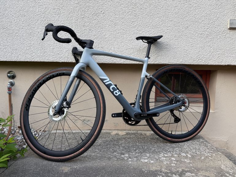 Used ARC 8 Eero 2025 Road & Gravel, Light Gray — image 2 of 18