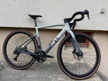 Used ARC 8 Eero 2025 Road & Gravel, Light Gray — image 4 of 18
