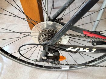 Used B’TWIN Triban. Shimano Sora 2020 Road & Gravel, Black — image 4 of 4