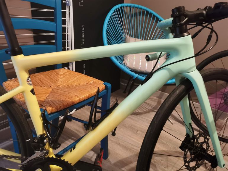 Used Specialized Tarmac Disc Sport 2020 2020 Road & Gravel — image 2 of 4