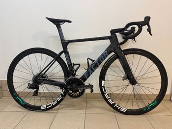 Used Factor Ostro SRAM Red eTap AXS 2022 Road & Gravel