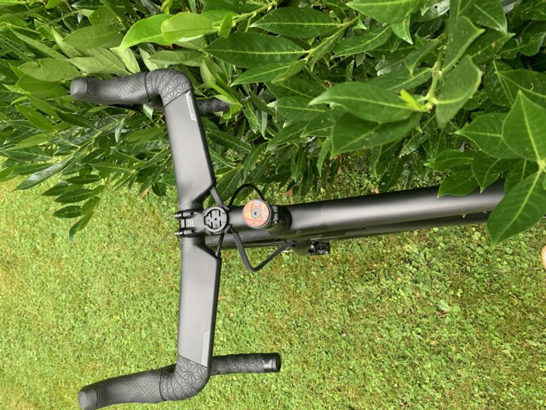 Used Specialized Aethos Pro - Ultegra Di2 2021 Road & Gravel — image 2 of 3