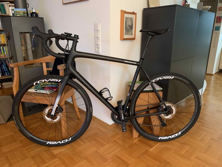 Used Specialized Aethos Pro - Ultegra Di2 2021 Road & Gravel — image 1 of 3