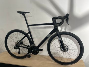 Cannondale Supersix Shimano 105 Di2 2023 Road & Gravel usato