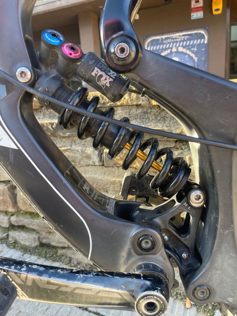 Tweedehands Santa Cruz V10 CC X01 2017 2017 Mountainbike — afbeelding 3 van 5