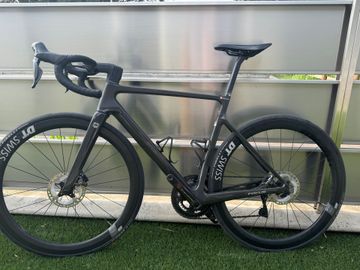 Used Focus IZALCO MAX 9.9 2024 2024 Road & Gravel, Black — image 2 of 5
