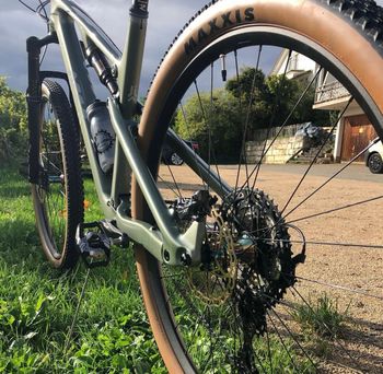 Used ARC 8 Essential 2021 Mountainbike, Light Gray — image 2 of 4