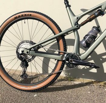 Used ARC 8 Essential 2021 Mountainbike, Light Gray — image 3 of 4