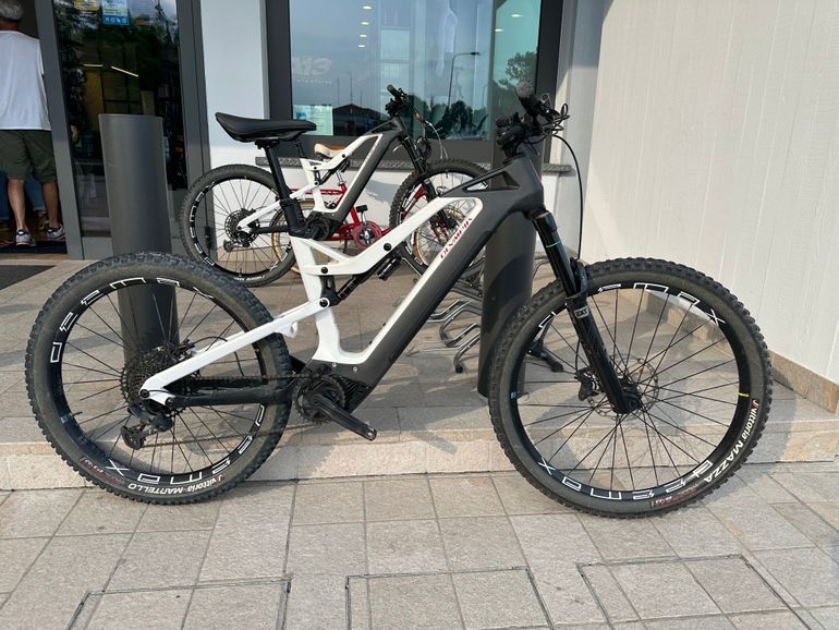 Olympia Karbo E Bike Olympia 900 Wh E-Bike Olympia EX900 Trail