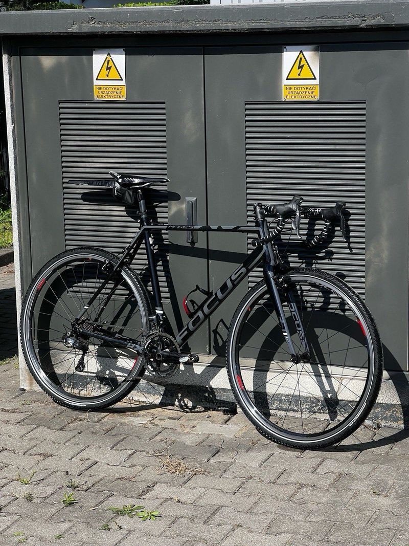 Gebrauchtes Focus MARES AX DI2 2015 Road & Gravel