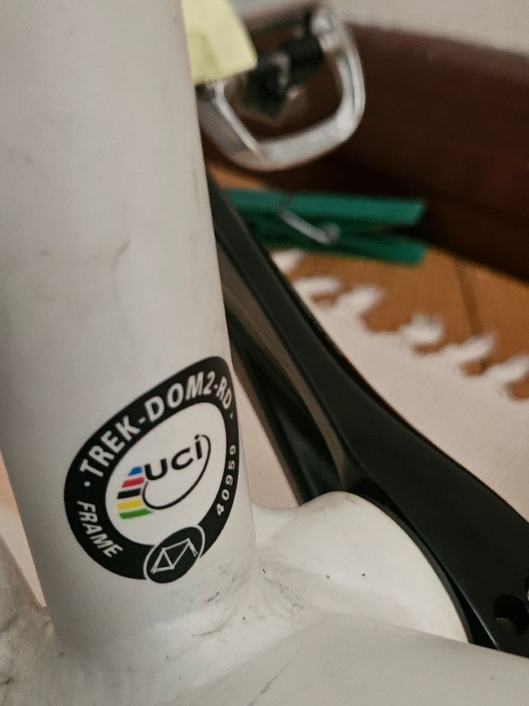 Used Trek Alpha 200 2021 Road & Gravel, White — image 9 of 11