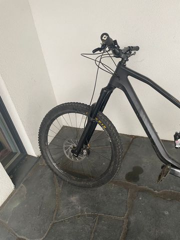 Used Canyon Strive Shimano Saint 2018 Mountainbike, Black — image 6 of 6