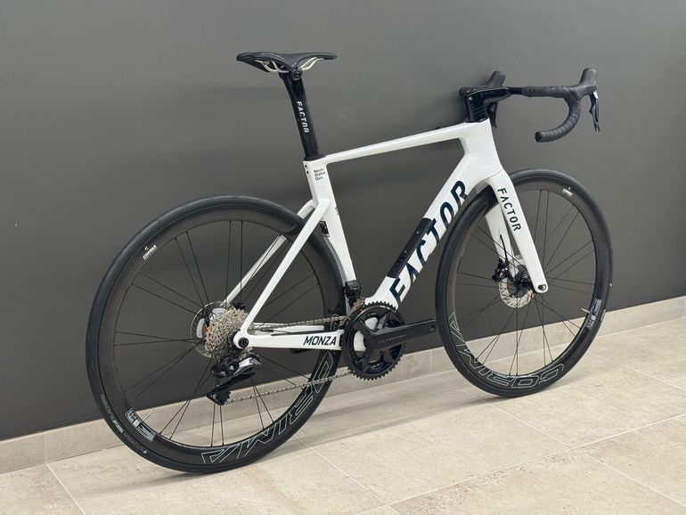 Used Factor Monza 2025 Road & Gravel, White — image 3 of 4