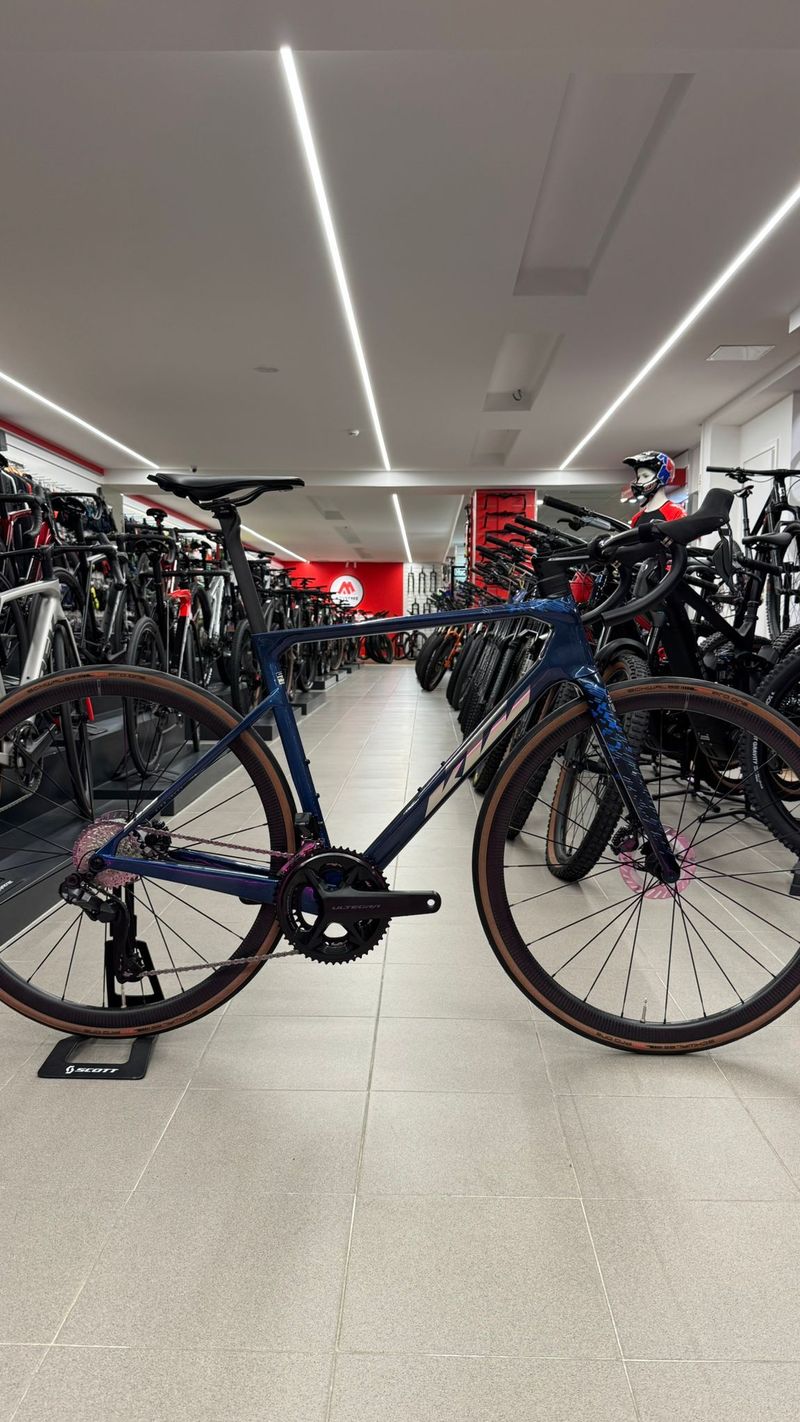 Tweedehands KTM REVELATOR ALTO MASTER 2023 2023 Road & Gravel