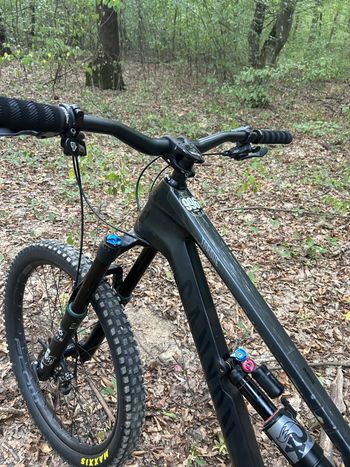 Used Canyon Torque CF 8.0 2020 2020 Mountainbike, Black, 27.5 — image 3 of 11