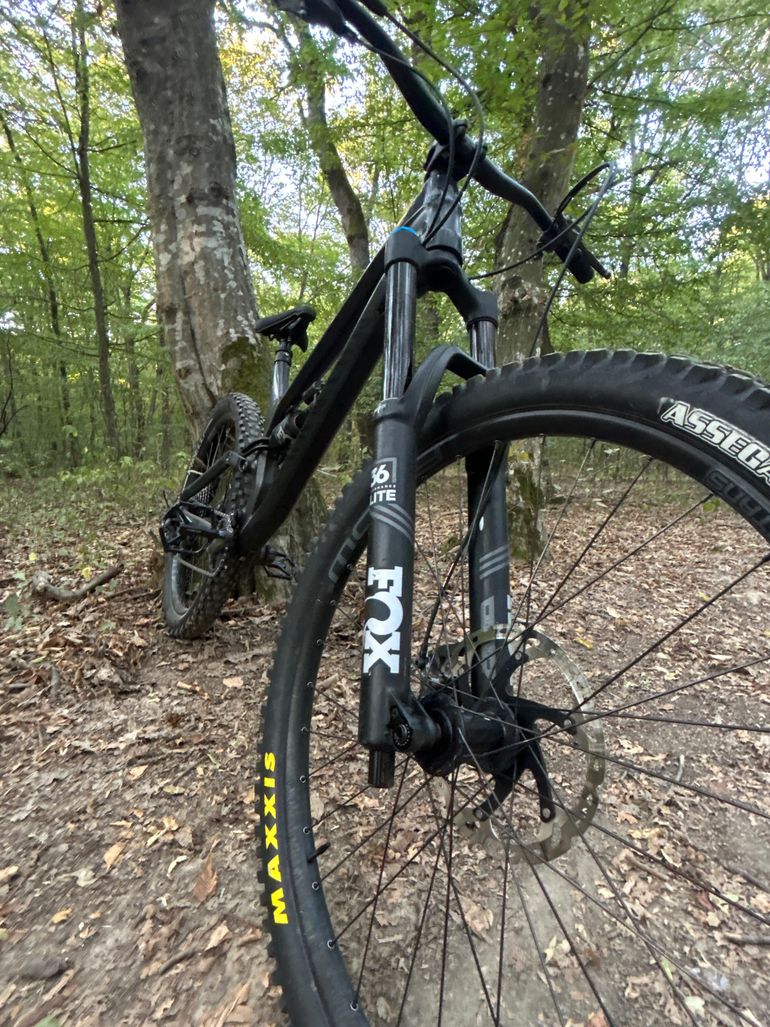 Used Canyon Torque CF 8.0 2020 2020 Mountainbike, Black, 27.5 — image 7 of 11