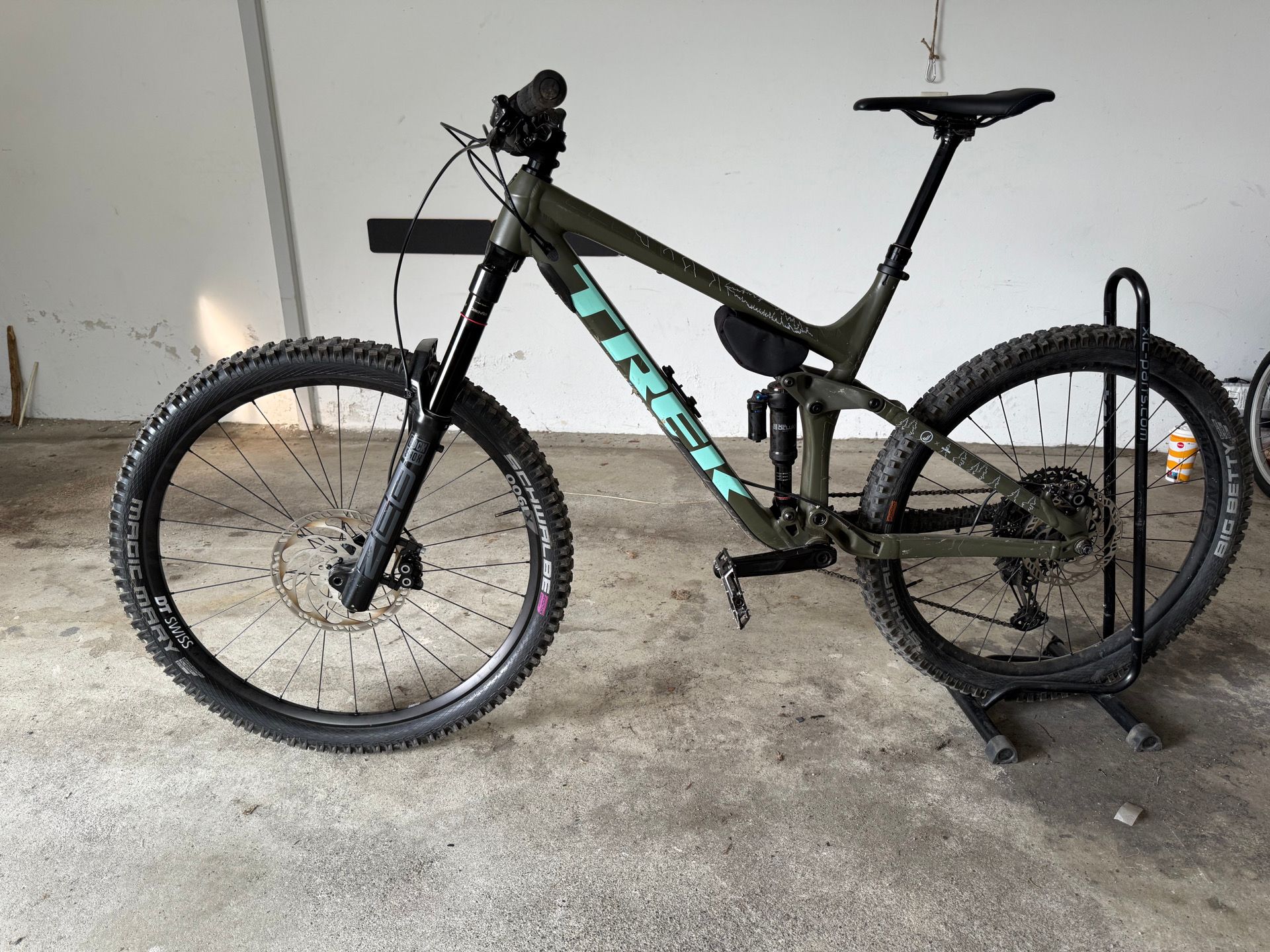 2019 Trek Trek Remedy Velo Enduro Trek Trek Remedy XT Used In L