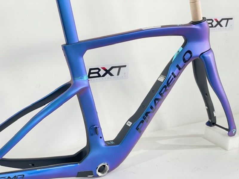 Pinarello Dogma F Disc Frameset 2025 Road & Gravel d'occasion — image 3 sur 9