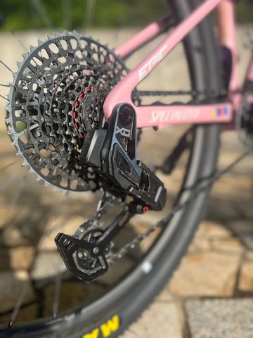 Used Specialized Epic LTD 2023 Mountainbike, Purple — image 5 of 7