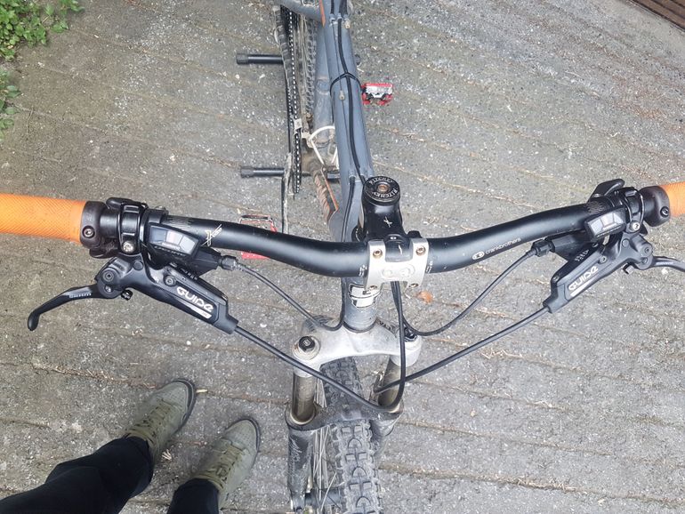 Used GT RUCKUS 2012 Mountainbike, Light Gray — image 5 of 5