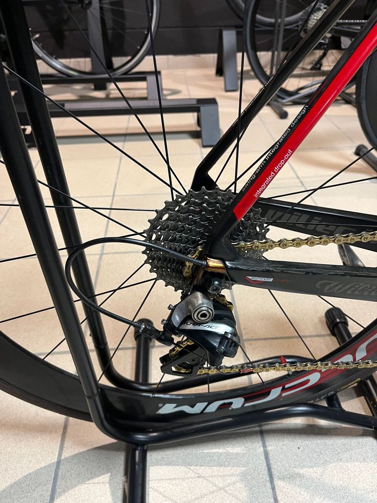 Used Wilier Cento1SR 2017 Road & Gravel, Black — image 4 of 6