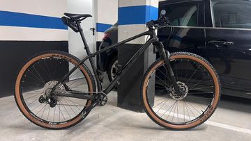 Used BH ULTIMATE RC 7.0 2022 2022 Mountainbike, Black, 29 — image 1 of 7