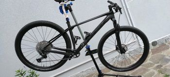 Trek Procaliber 9.5 2022 2022 Mountainbike de segunda mano, Negro — imagen 2 de 8