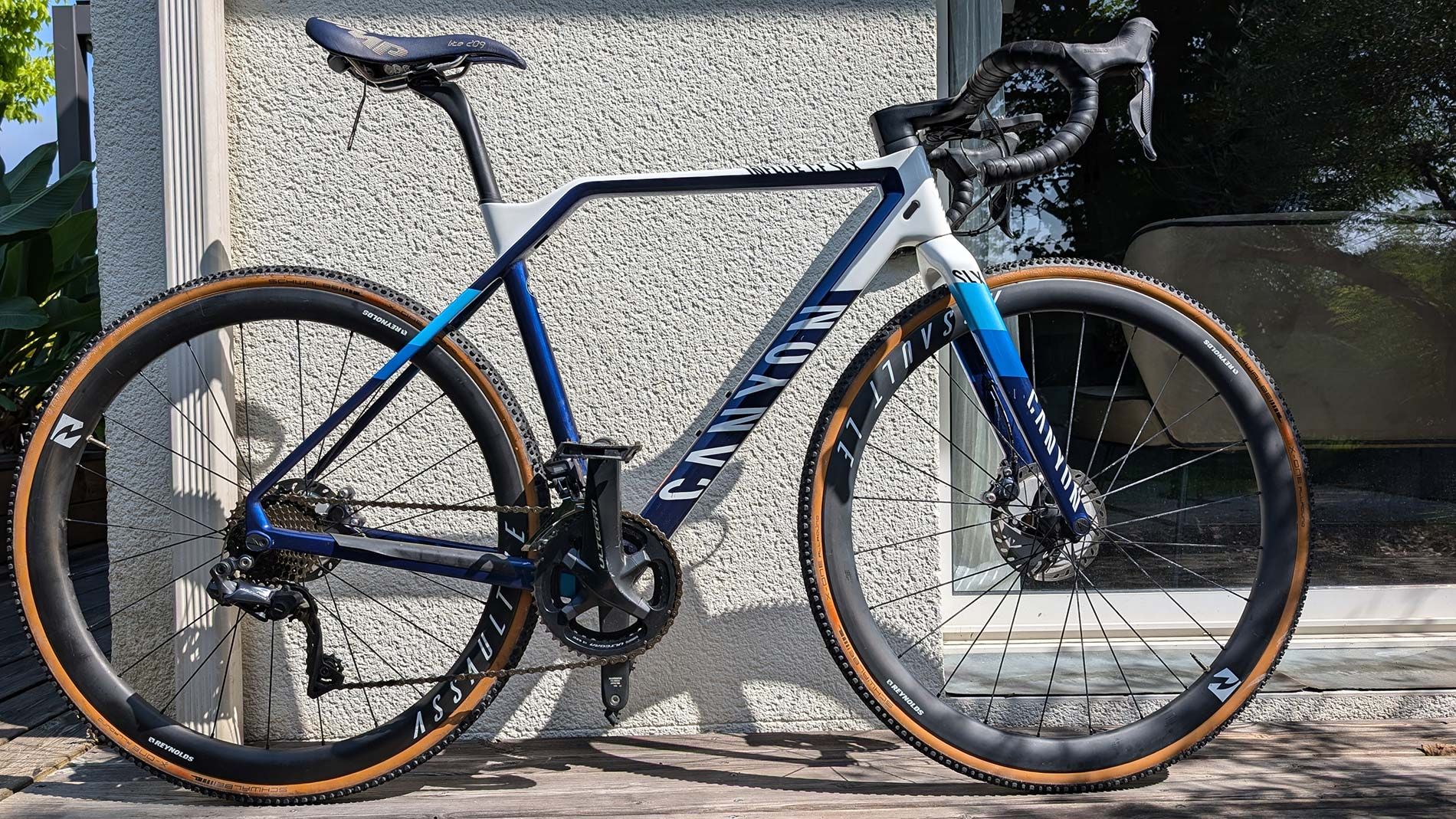 Canyon Inflite CF SLX Team 2021 2021 - Main Image