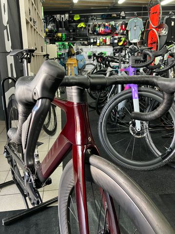 Scott Foil Shimano Ultegra Di2 2023 Road & Gravel usato, Rosso — immagine 7 di 7