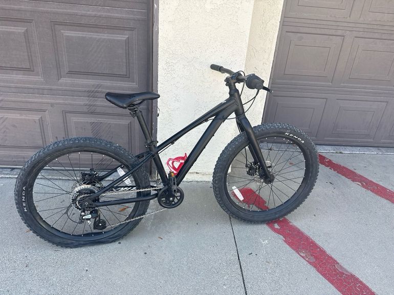 Giant STP 24 2021 2021