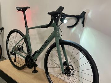 Brugt Cannondale Synapse Carbon 2 LE 2023 2023 Road & Gravel — billede 3 af 5