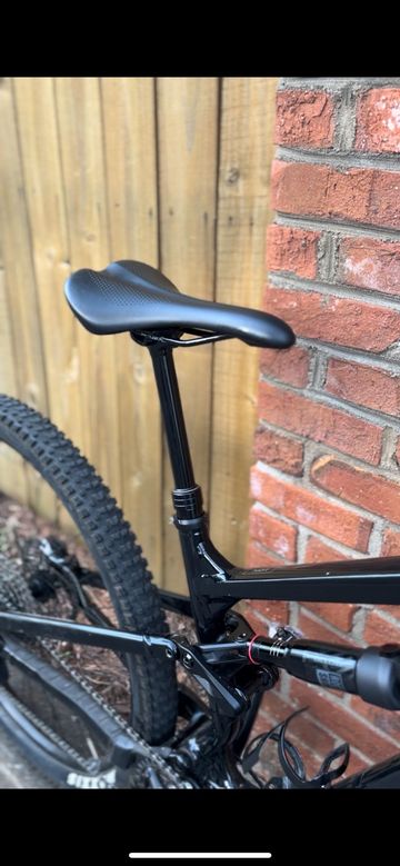 Used Cannondale Habit 4 2024 2024 Mountainbike, Black, 27.5 — image 3 of 8