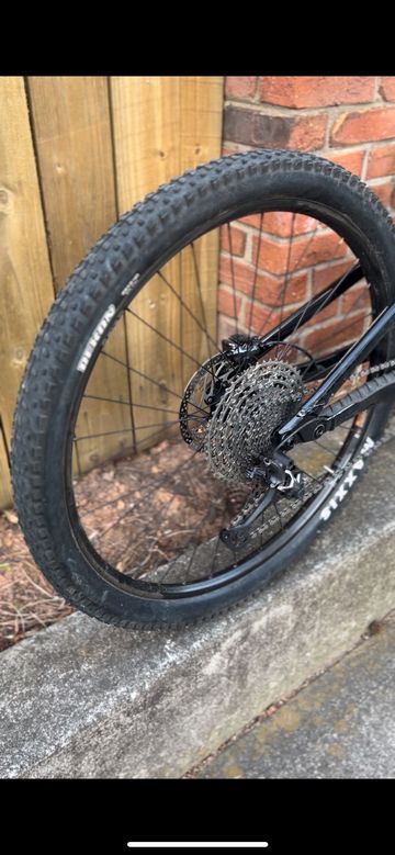 Used Cannondale Habit 4 2024 2024 Mountainbike, Black, 27.5 — image 8 of 8