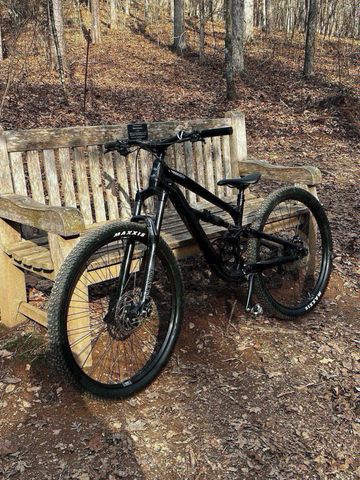 Used Cannondale Habit 4 2024 2024 Mountainbike, Black, 27.5 — image 2 of 8