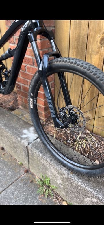 Used Cannondale Habit 4 2024 2024 Mountainbike, Black, 27.5 — image 7 of 8